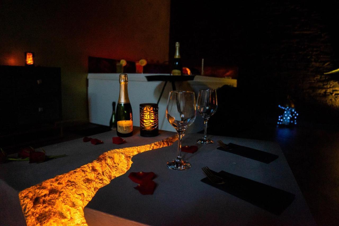 Love Suites & Spa "Le Loft" Avec Jacuzzi Privatif 메디스 외부 사진