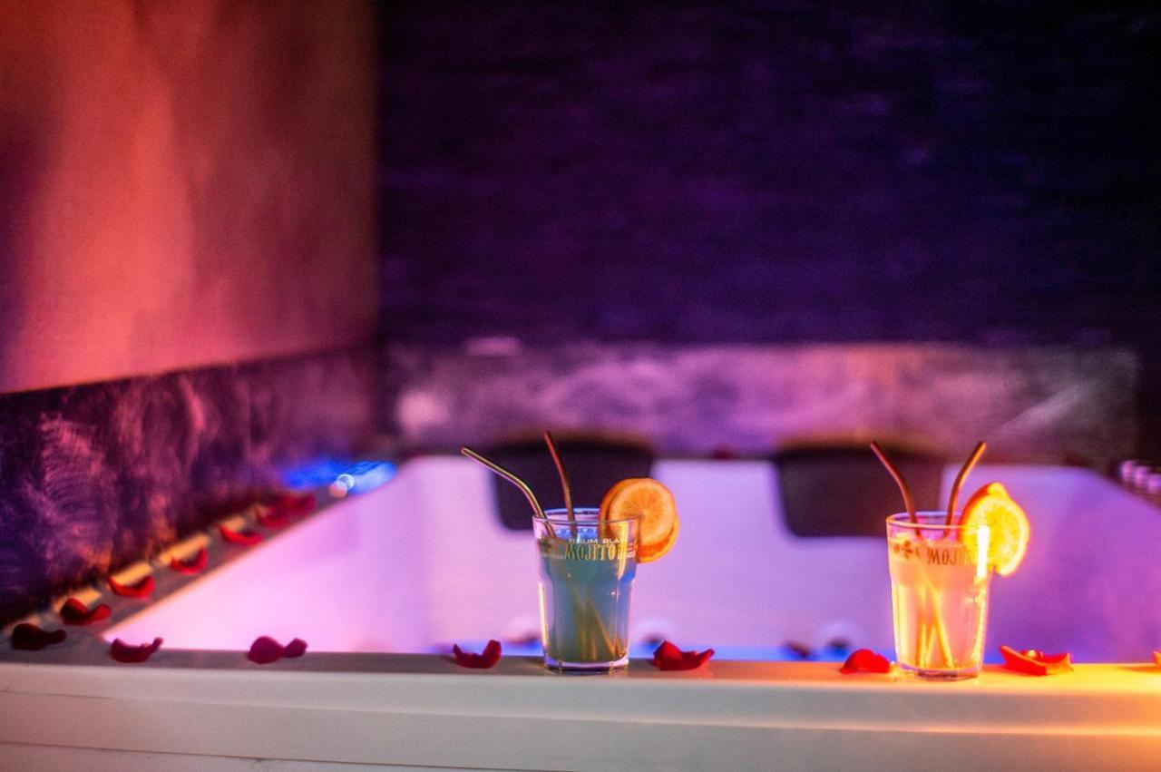 Love Suites & Spa "Le Loft" Avec Jacuzzi Privatif 메디스 외부 사진