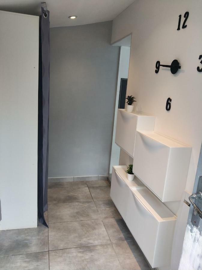 Love Suites & Spa "Le Loft" Avec Jacuzzi Privatif 메디스 외부 사진